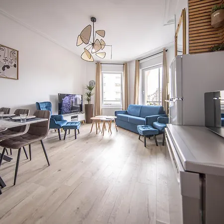Blue Chic Experience - Moderne & Confort - Wifi Et Parking - Familles Bienvenues - Elite Premium Properties Services Apartmán *